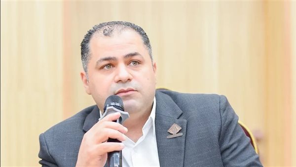 الدكتور حسن هجرس