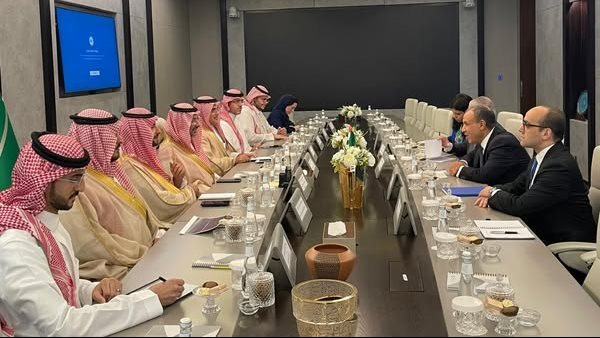 الحوار